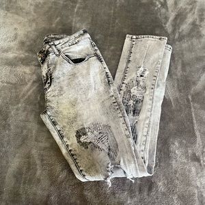 Distressed Bleached Jeans
